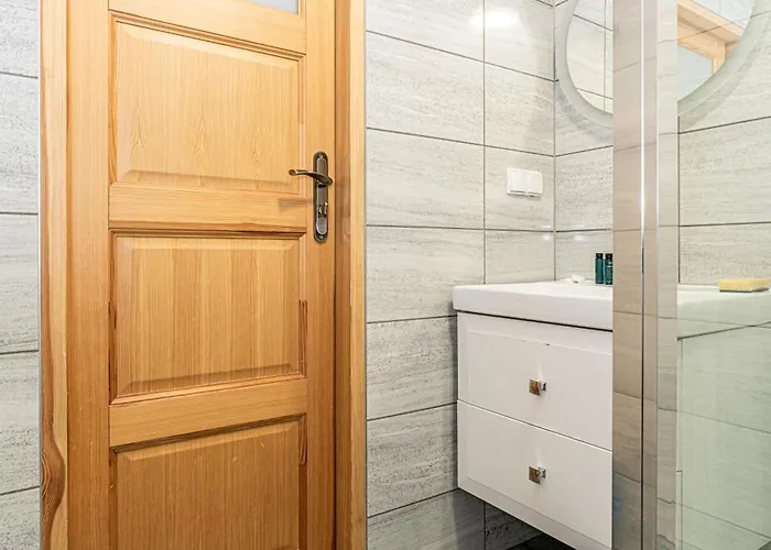 U Baranow 2 3* زاكوباني